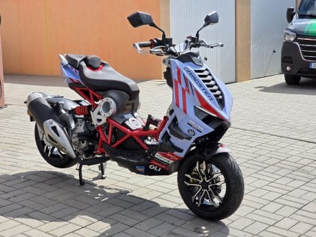 Na prodej Italjet Dragster 300 Gresini, 2025, DPH