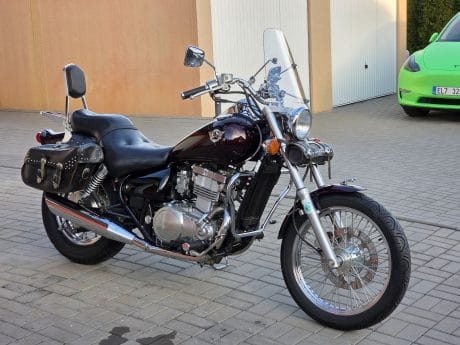 Na prodej Kawasaki EN 500, padací rám, brašny, plexi, opěrka