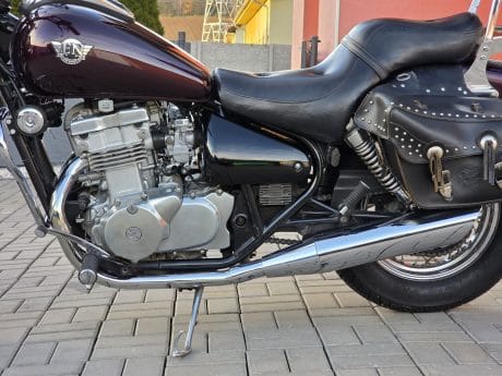 Na prodej Kawasaki EN 500, padací rám, brašny, plexi, opěrka