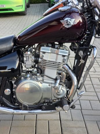 Na prodej Kawasaki EN 500, padací rám, brašny, plexi, opěrka