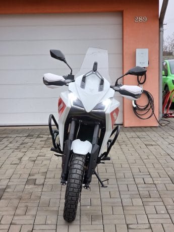 Na prodej Morini X-Cape 650, původ ČR, servisní knížka
