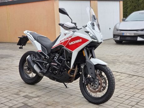 Na prodej Morini X-Cape 650, původ ČR, servisní knížka