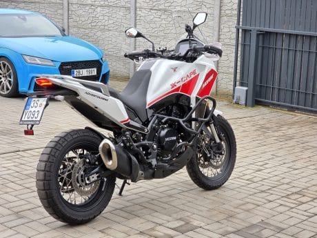 Na prodej Morini X-Cape 650, původ ČR, servisní knížka