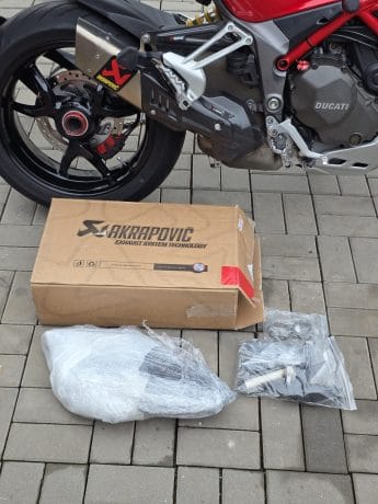 Na prodej Ducati Multistrada 1200S, Akrapovič, kufr