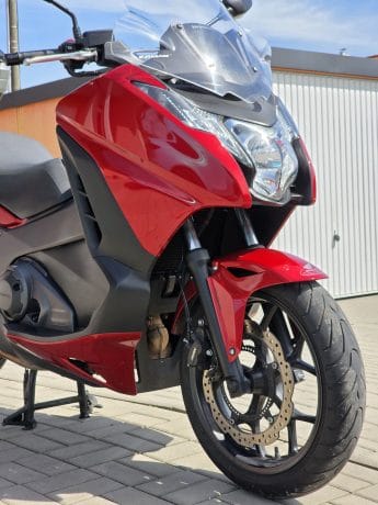 Na prodej Honda NC750D Integra, původ ČR, serviska, plexi, blatník