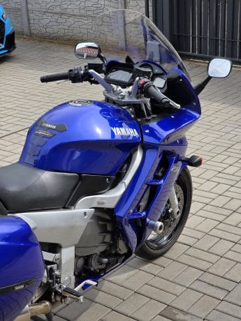 Na prodej Yamaha FJR 1300, původ ČR, 3x kufr, serviska