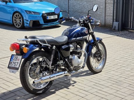 Na prodej Kawasaki W230, záruka do 2029, původ ČR