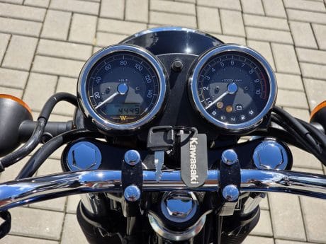 Na prodej Kawasaki W230, záruka do 2029, původ ČR