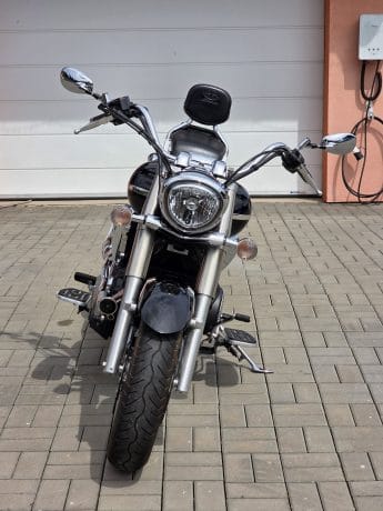 Na prodej Yamaha XVS 1300A Midnight Star, původ ČR