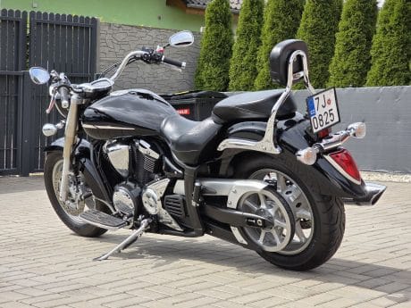 Na prodej Yamaha XVS 1300A Midnight Star, původ ČR