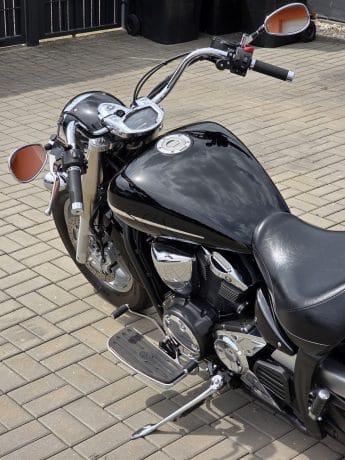 Na prodej Yamaha XVS 1300A Midnight Star, původ ČR