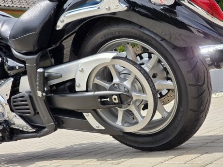 Na prodej Yamaha XVS 1300A Midnight Star, původ ČR
