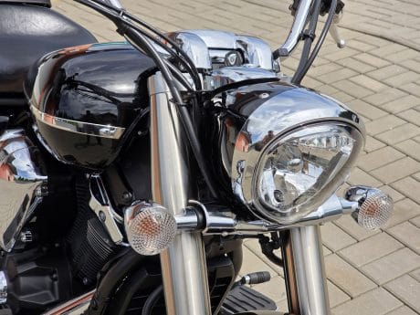 Na prodej Yamaha XVS 1300A Midnight Star, původ ČR