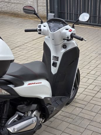 Na prodej Honda SH 300i, kufr, původ ČR