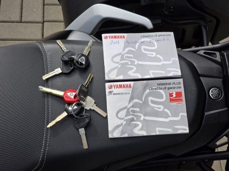 Na prodej Yamaha Tracer 7 / 700, 3x kufr Givi, serviska, 3x klíč