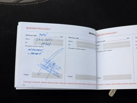 Na prodej Honda CB 500F, původ ČR, serviska, kufr, padáky, stojan
