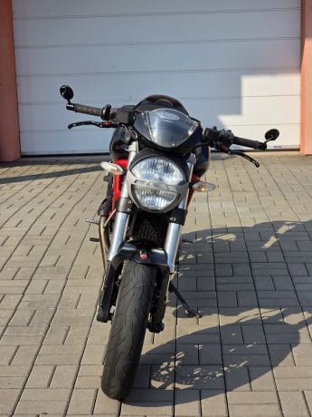 Na prodej Ducati Monster 796, původ ČR, serviska, po Desmo servisu