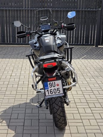 Na prodej CFMOTO 700MT Adventure, 5let záruka, serviska, 1.050km