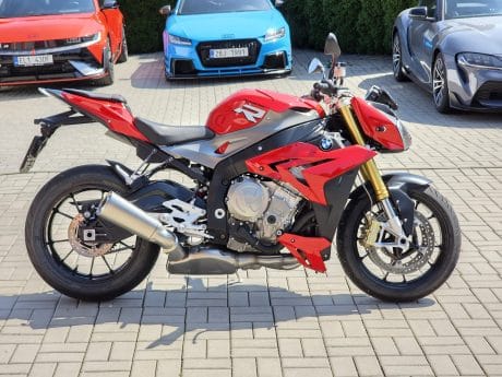 Na prodej BMW S 1000 R, Sport Dynamic Paket, původ ČR, 11.300km