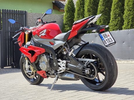 Na prodej BMW S 1000 R, Sport Dynamic Paket, původ ČR, 11.300km