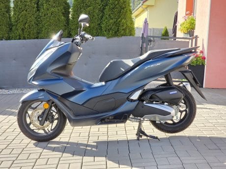 Na prodej Honda PCX 125, 2024, původ ČR, serviska, DPH