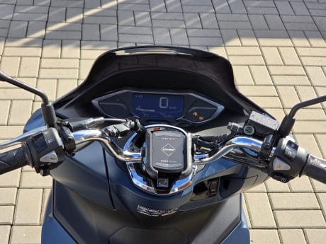 Na prodej Honda PCX 125, 2024, původ ČR, serviska, DPH