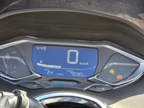 Na prodej Honda PCX 125, 2024, původ ČR, serviska, DPH