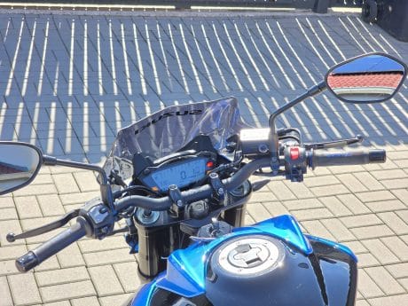 Na prodej Suzuki GSX-S750, SC Project výfuk, kufr Givi
